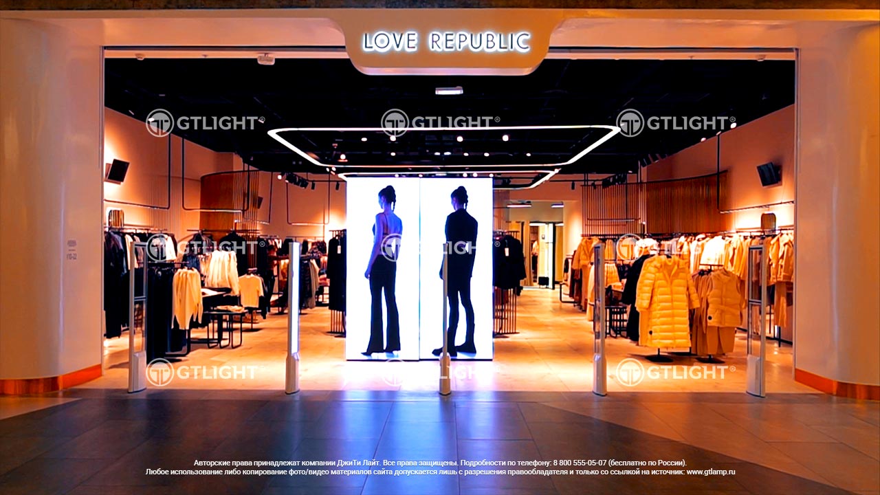 一家商店的 LED 屏幕，莫斯科，“Love Republic”，购物中心“Europolis ”, 照片 4