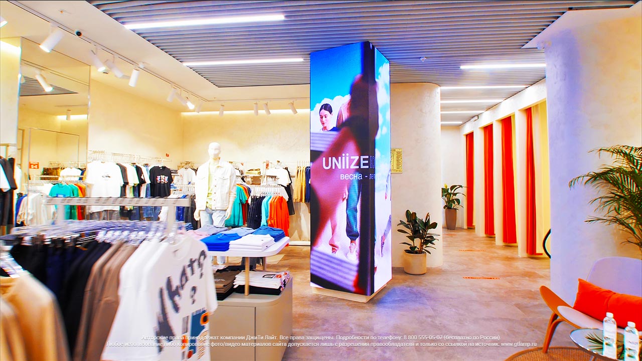 Светодиодная колонна и экран для сети магазинов, Москва, ТЦ «Охотный ряд», «Uniize», фото 5